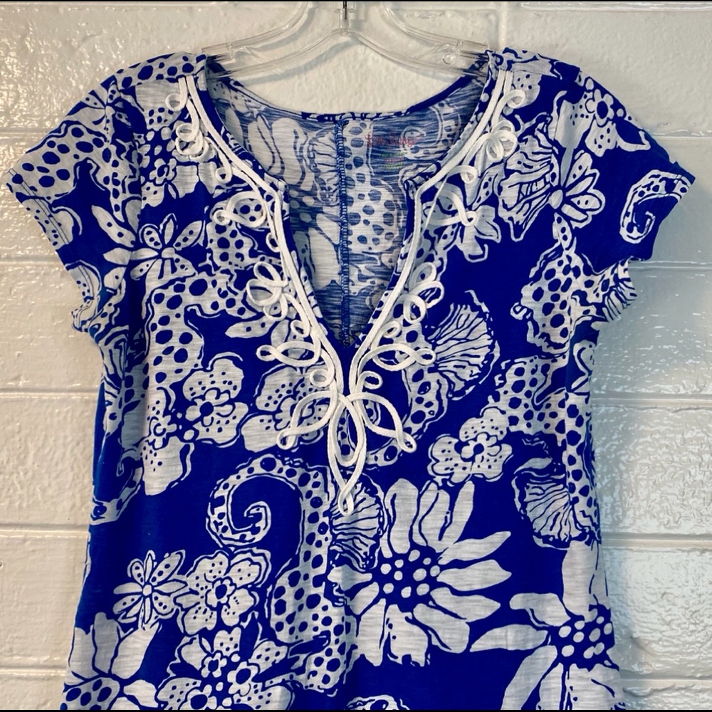 LILLY PULITZER blue & white “Quahog Chowdah” design knit dress, size M EUC FUN! - Picture 3 of 9